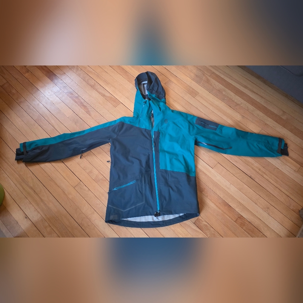 Scott Brand Gortex Jacket